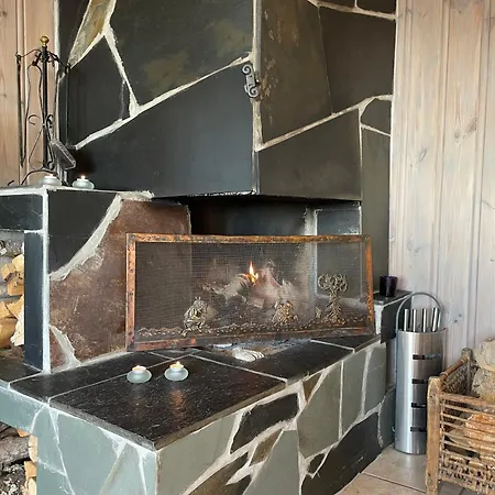 Peis, Utsikt Og 200 M Til Bakken Apartment